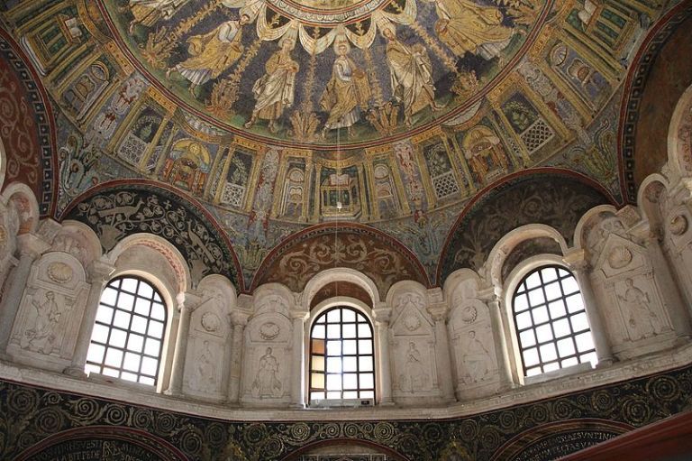Byzantine architecture, Dome, Holy places, Architecture, Ceiling, Building, Arch, Medieval architecture, Religious institute, Symmetry, 