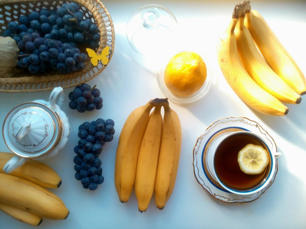 Food, Banana family, Banana, Fruit, Natural foods, Saba banana, Cuisine, Superfood, Ingredient, Produce, 