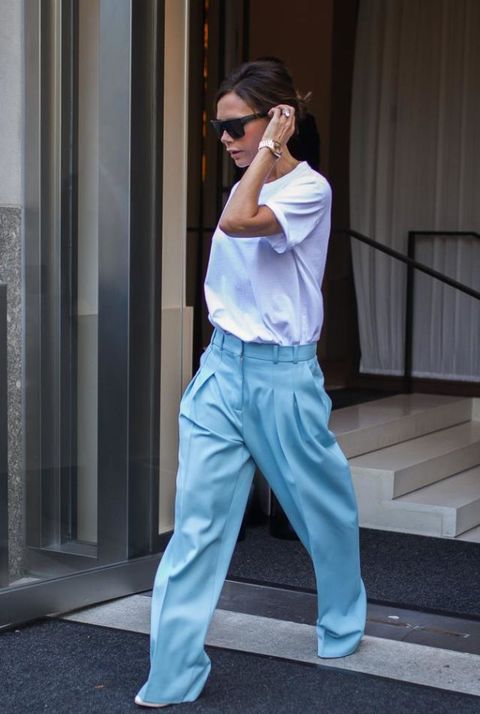 Clothing, Blue, Street fashion, Fashion, Turquoise, Trousers, Shoulder, Waist, Jeans, Electric blue, 