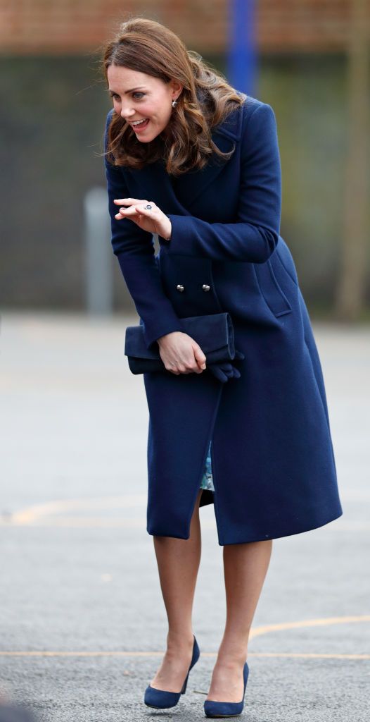 Clothing, Street fashion, Cobalt blue, Blue, Coat, Fashion, Outerwear, Electric blue, Trench coat, Dress, 