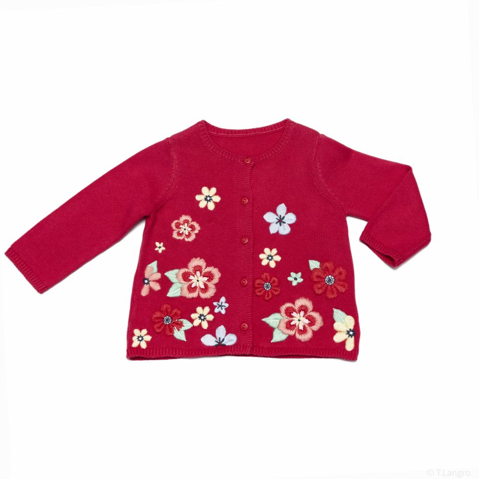 Clothing, T-shirt, Sleeve, Reindeer, Red, Product, Outerwear, Pink, Sweater, Top, 