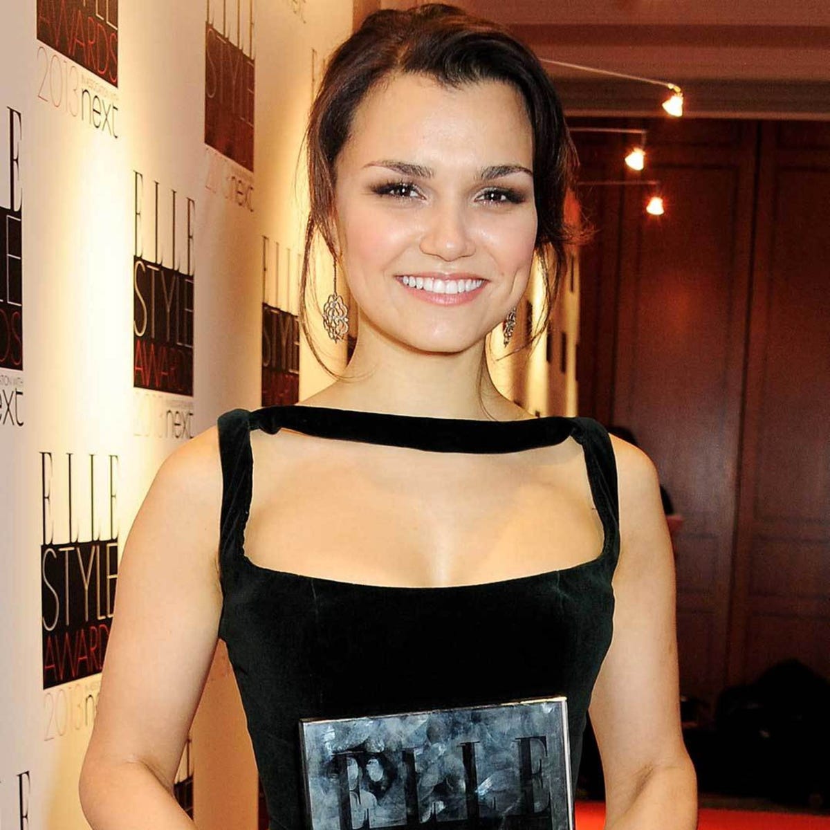 Russell Crowe Samantha Barks