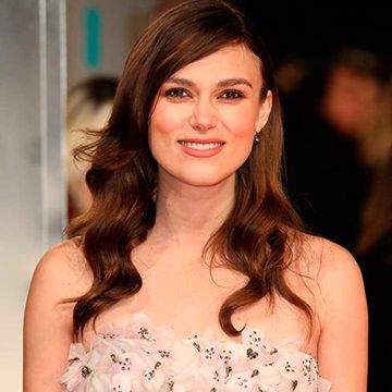 keira-knightley-attends-the-ee-british-academy-film-awards-at-the-royal-opera-house-on-february-2015-getty-thumb