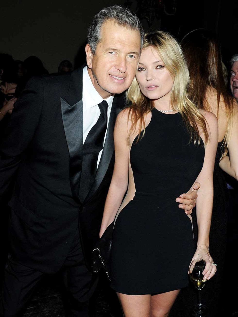 <p><a href="http://www.elleuk.com/content/search?SearchText=mario+testino&amp;SearchButto">Mario Testino</a> &amp; <a href="http://www.elleuk.com/star-style/celebrity-style-files/kate-moss">Kate Moss</a> at Stella McCartneys autumn/winter 2012 eveningwea