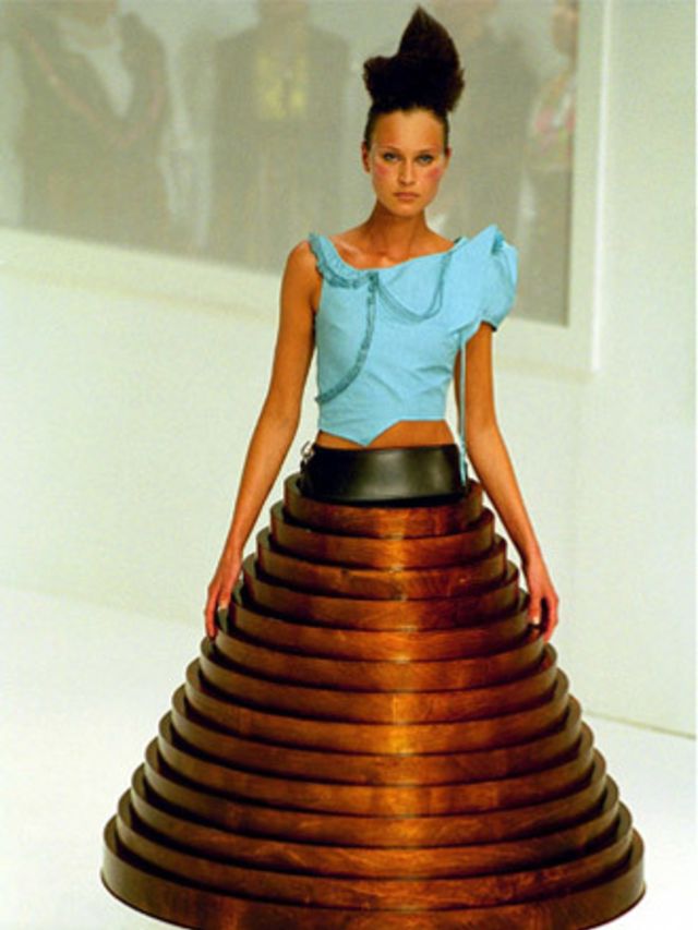 <p>To celebrate the launch, <a href="http://www.elleuk.com/catwalk/collections/hussein-chalayan/spring-summer-2010">Hussein Chalayan</a> yesterday showed three short films - Aeroplane Dress, Ventriloquy, and Compassion Fatigue - focussing on his most icon