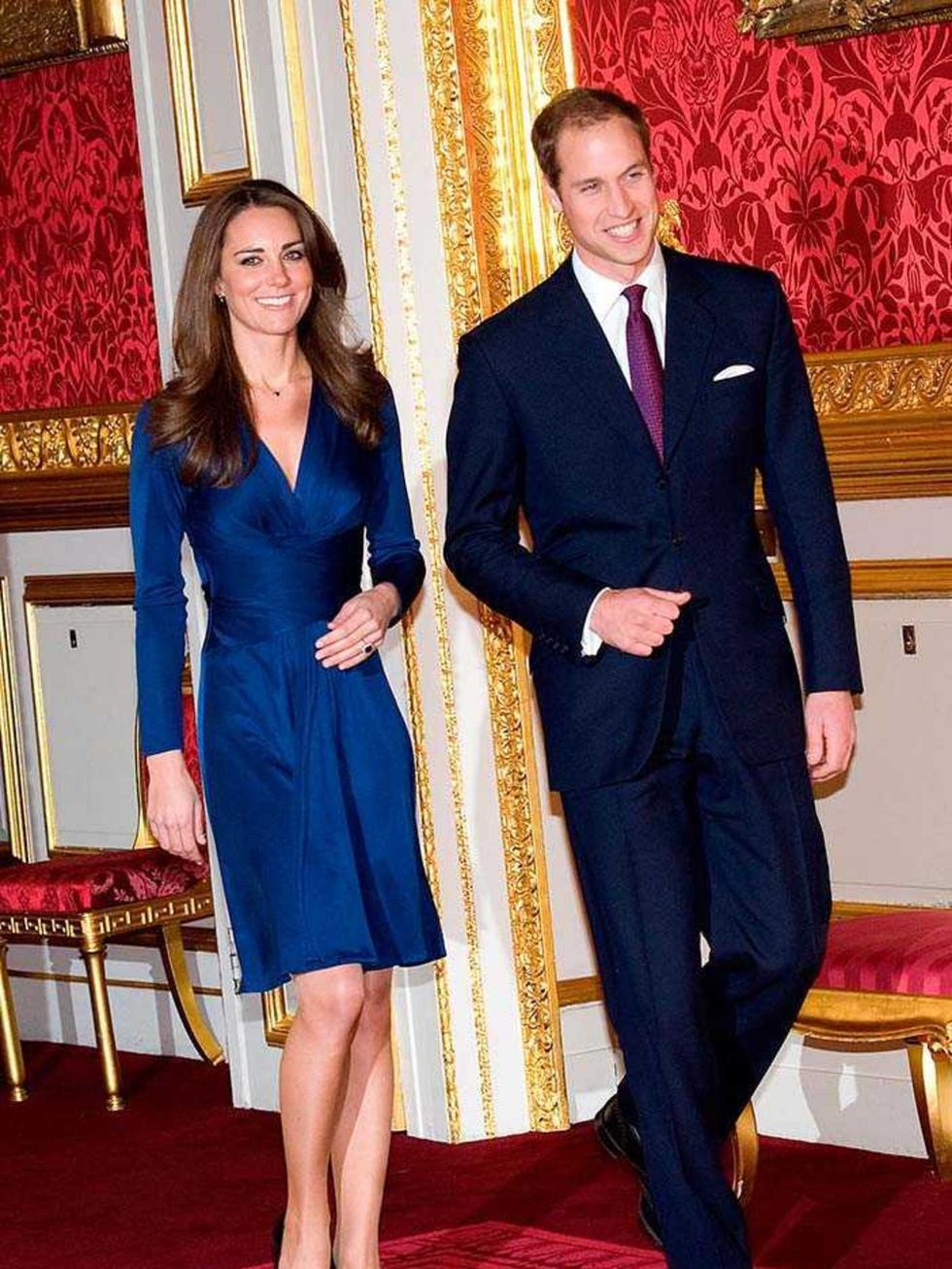 <p>Kate Middleton wears Issa to to announce her engagement to Prince William, November 2010.</p>