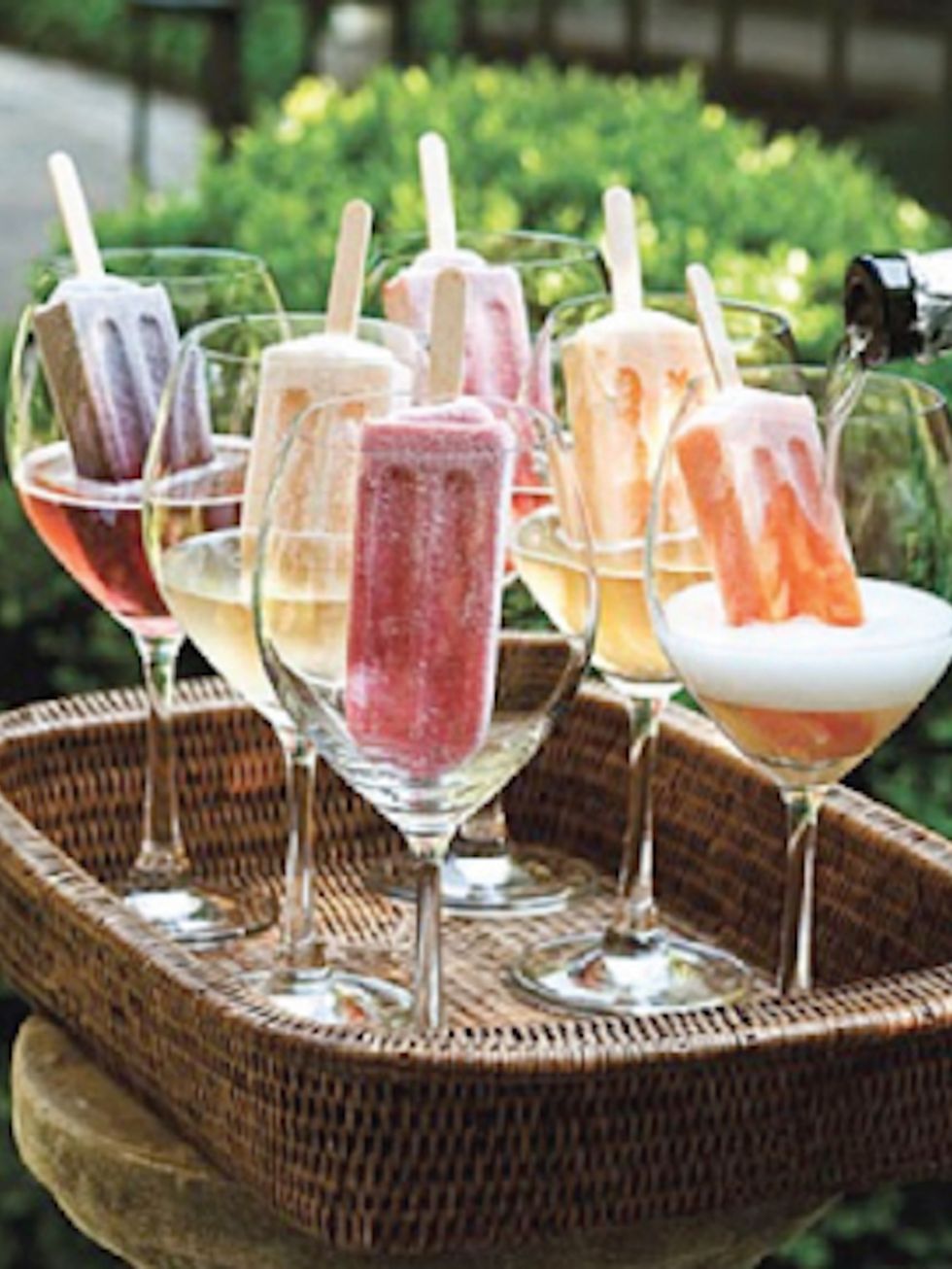 Popsicles or ice lollies - a very jolly way to spruce up a fizzy cocktail.