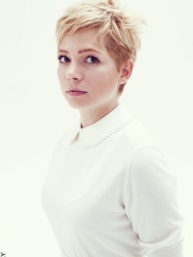 <p>Michelle Williams in the December issue of ELLE</p>