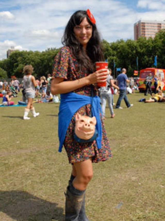 <p></p><p>For East London's cool set, faded denim - from retro cut-offs to high waisted skinnies - ruled at this weekend's Love Box fetival</p><p>And, due to the downpour, boots from so-now hi-tops to battered DMs were the order of the day.</p><p><a href=