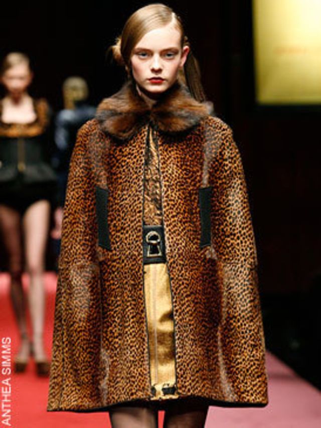 <p>At <a href="http://features.elleuk.com/fashion_week/111-5-Giorgio-Armani-autumn-winter-2009.html">Giorgio Armani</a> capes were decadent and chic in chunky knits and fur. At <a href="">D&amp;G</a> chic military styles featured brass buttons and froggin