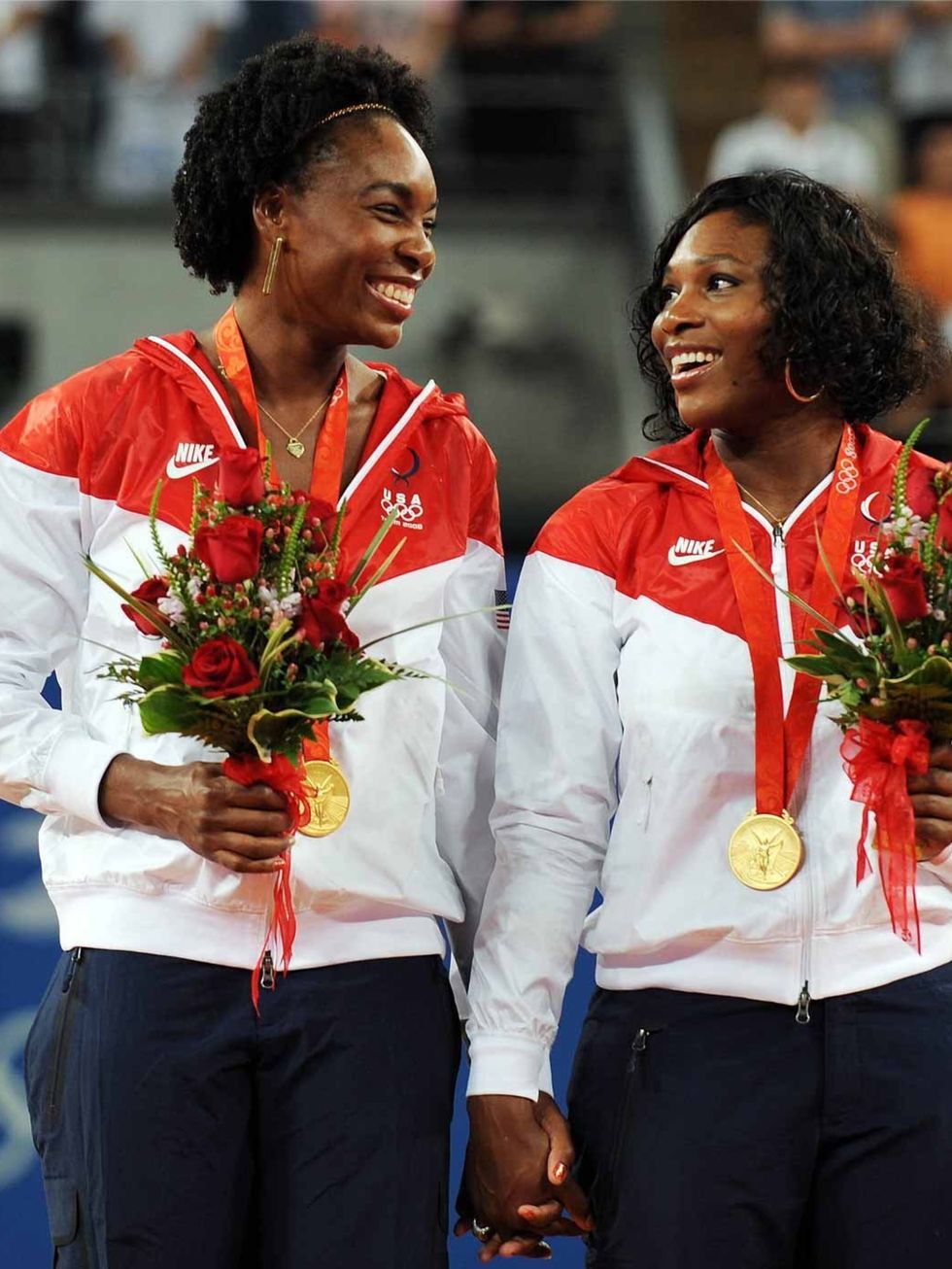 <p>Serena Williams and Venus Williams at the awards ceremony of the women's doubles at the Beijing Olympic Games, August 2008.</p>