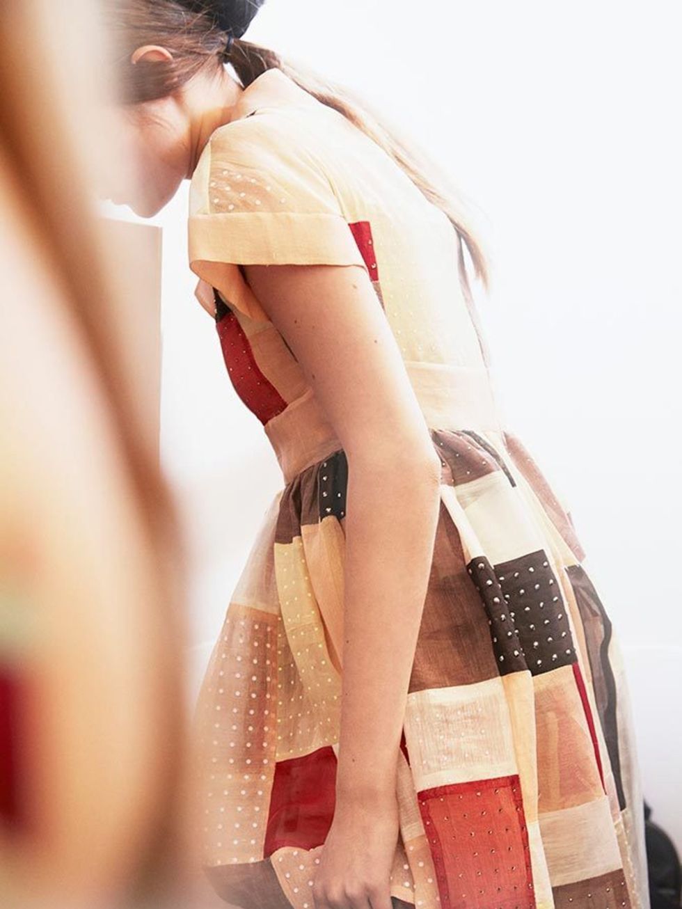 chanel_cruise_2015_16_collection_backstage_photography_credit_benoit_peverelli_03