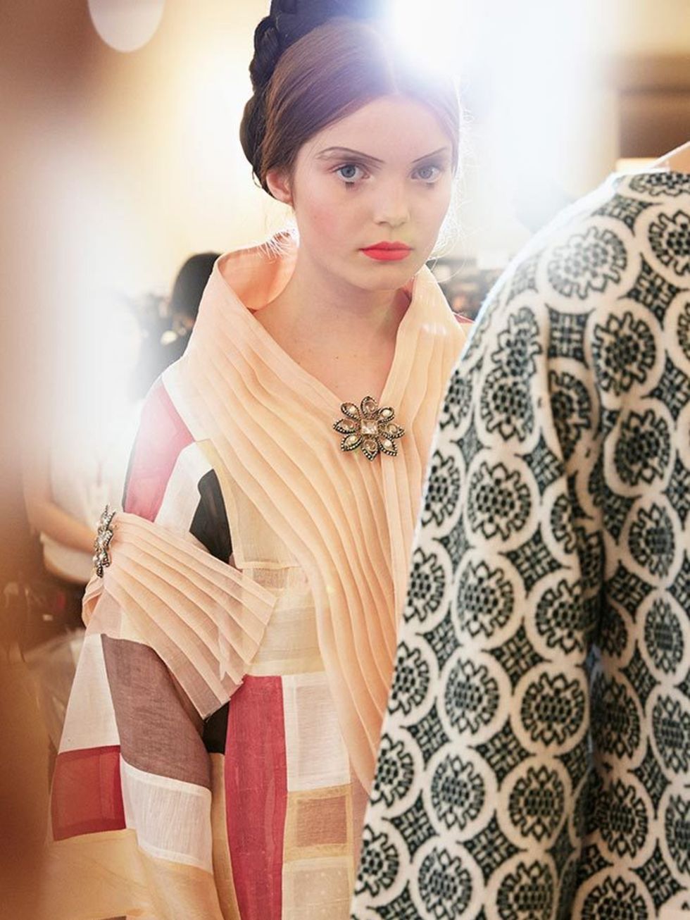 chanel_cruise_2015_16_collection_backstage_photography_credit_benoit_peverelli_04