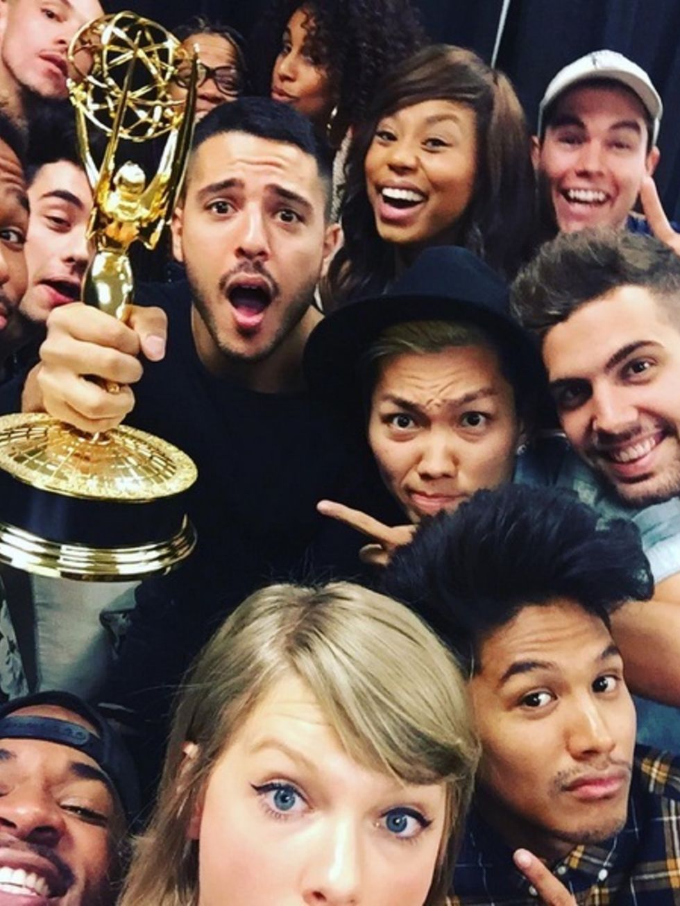 <p>2015 has been Taylor's year, undoubtedly. Here she is enjoying her Emmy win with her squad: 'If you need us, well be taking selfies with the Emmy ALL DAY' she wrote. Is #EmmySelfie the new #Ocscar Selfie?</p>