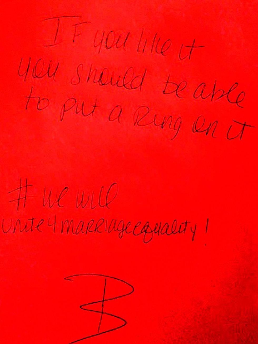 <p>Beyonce's handwritten note</p>