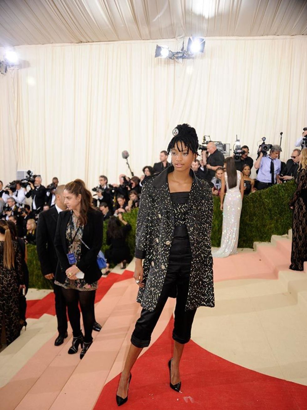 <p>Willow Smith in Chanel at the Met Gala 2016 in New York, May 2016.</p>