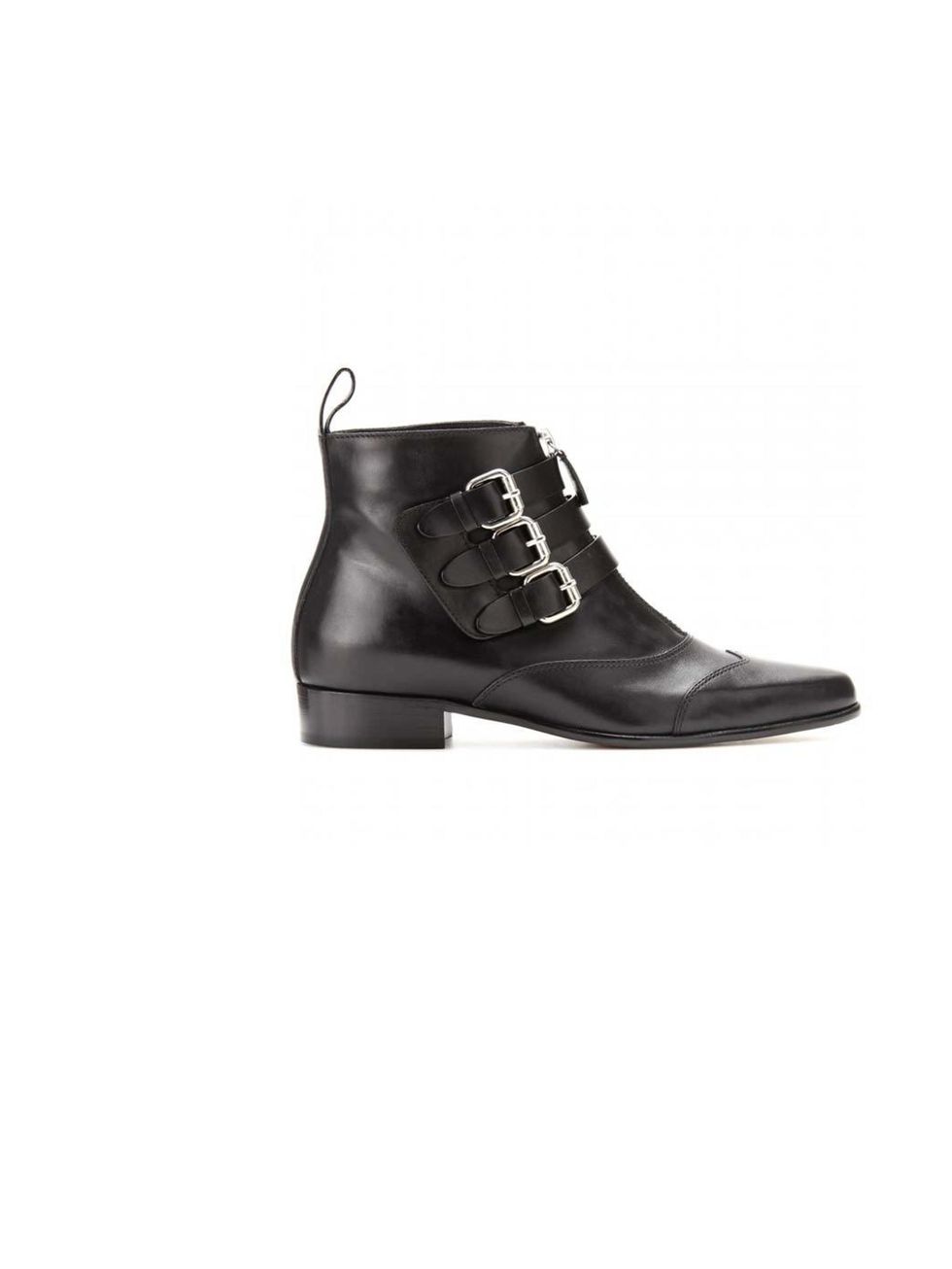 <p>Flat ankle boots make the look sleek and comfortable  you dont need to suffer in heels.</p><p>Tabitha Simmons has the perfect ones ! £813 at <a href="http://www.mytheresa.com/en-gb/early-leather-ankle-boots.html">My Theresa </a></p>
