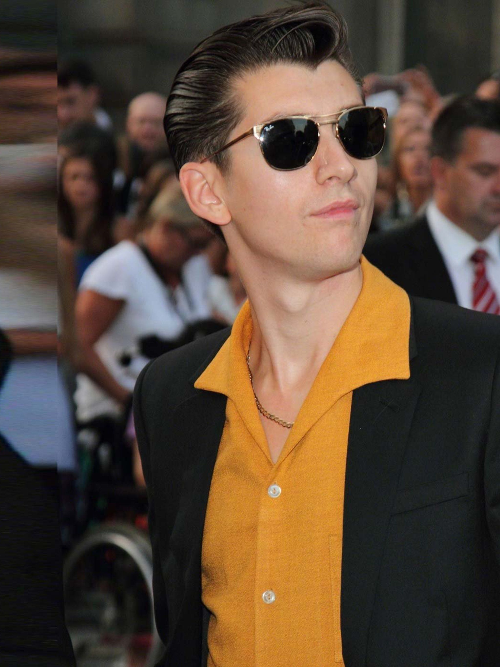 Alex turner hot sale yellow shirt