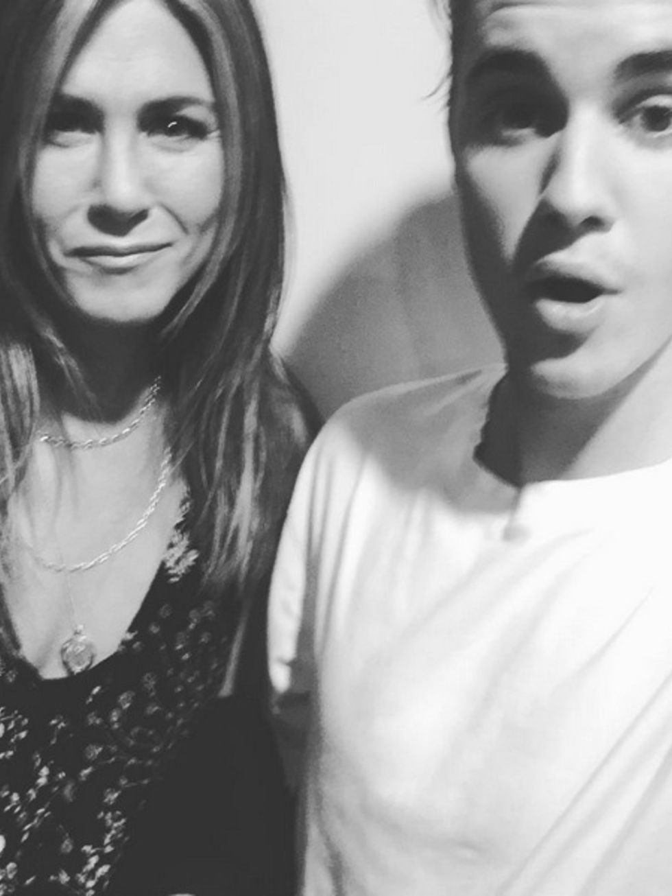 <p>As Justin Bieber stormed social media to give himself a self-presecribed makeover, he cleverly posted a selfie with - possibly - the most loved woman in the world: Everyone's best friend, Jennifer Aniston. Jen and Justin do make a rather cute pair; the
