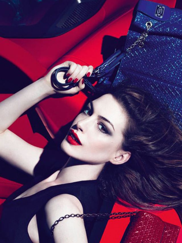 <p>Anne Hathaway in Tod's ad</p>