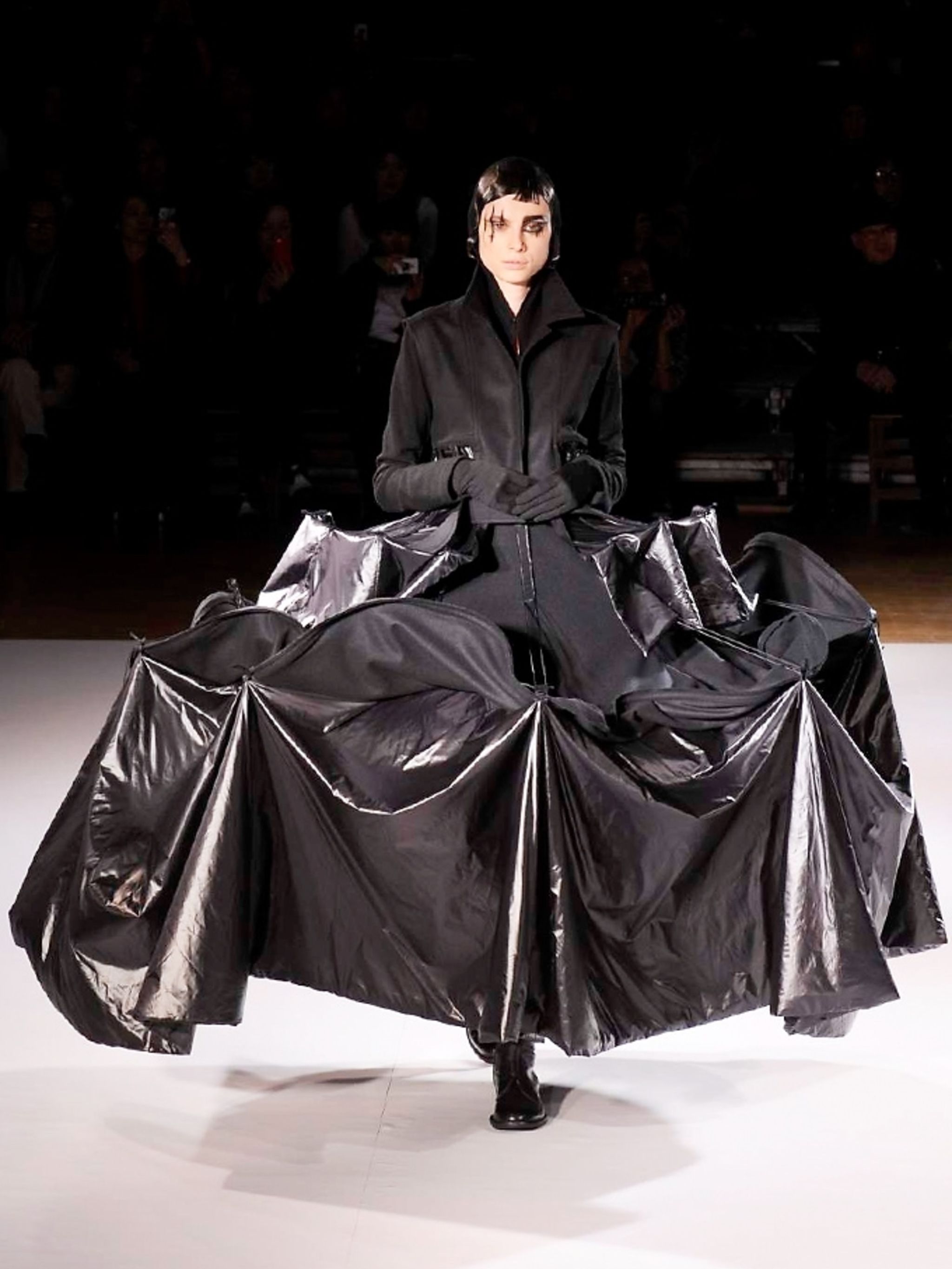 Yohji Yamamoto Autumn/Winter 2015