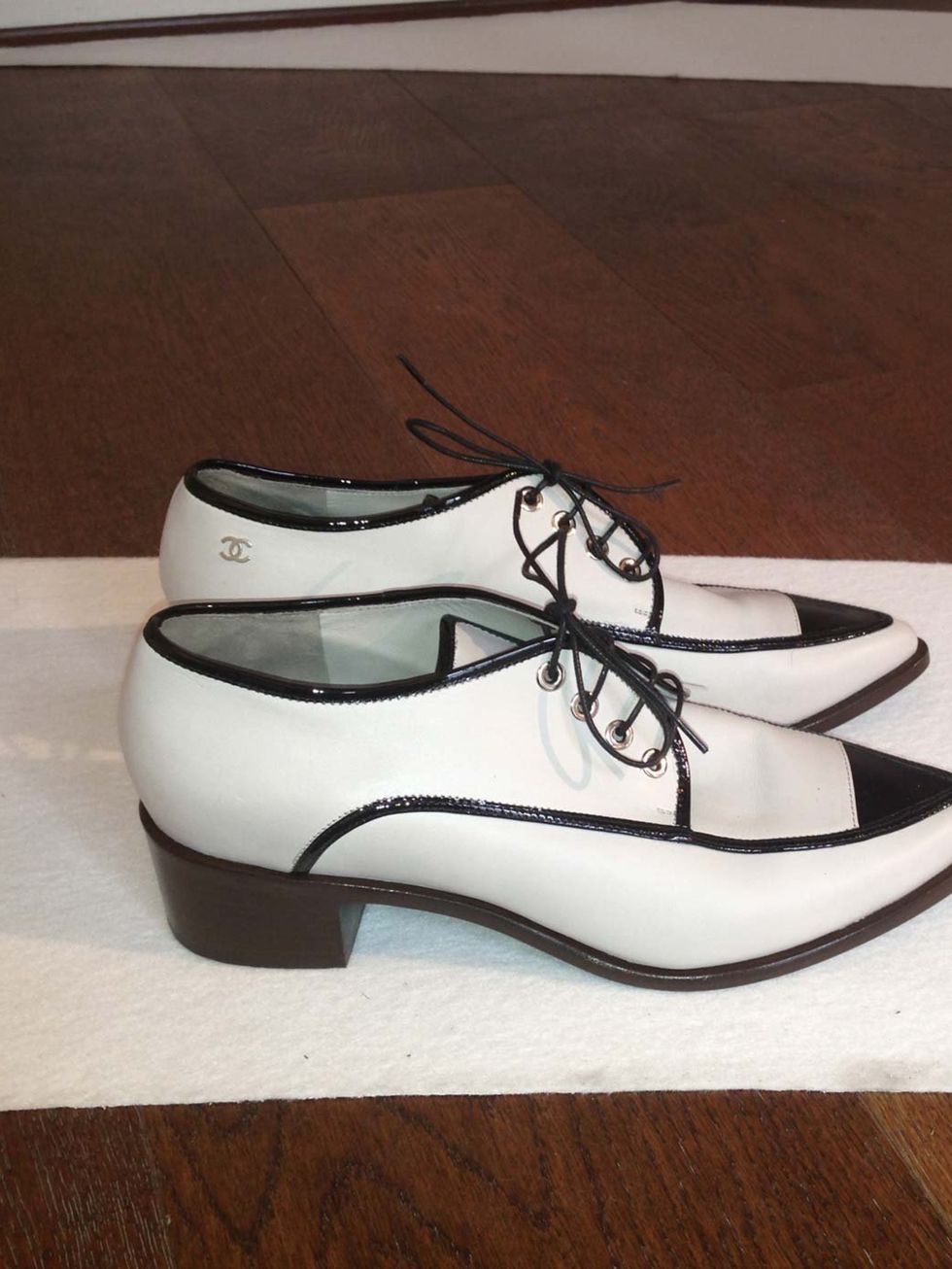 <p>Chanel A/W13 two-tone boy shoes</p>