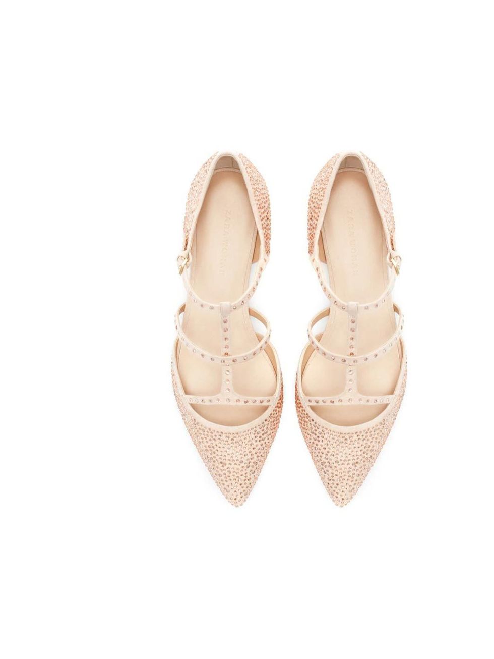 <p>Flat shoes needn't be boring - follow in Fashion Assistant Espe de la Fuente's footsteps with an embellished pump.</p><p><a href="http://www.zara.com/uk/en/woman/shoes/shiny-pointy-ballerina-c269191p1296407.html">Zara</a> shoes, £59.99</p>