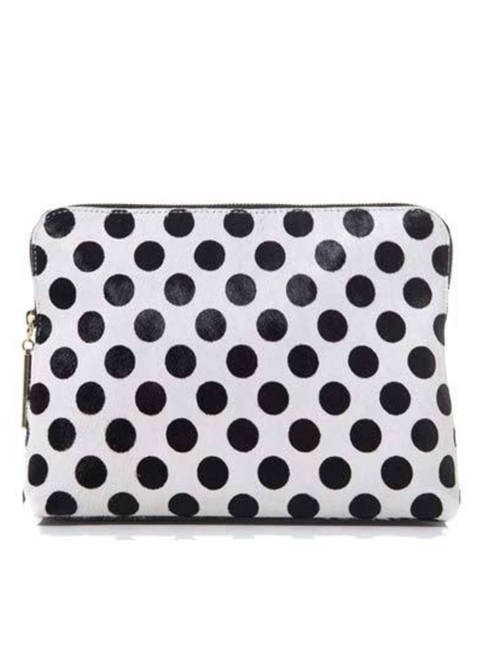 <p>Well spotted.. </p><p>Black and white spot pouch £380 by 3.1 Phillip Lim from <a href="http://www.matchesfashion.com/product/173636">Matches</a></p>