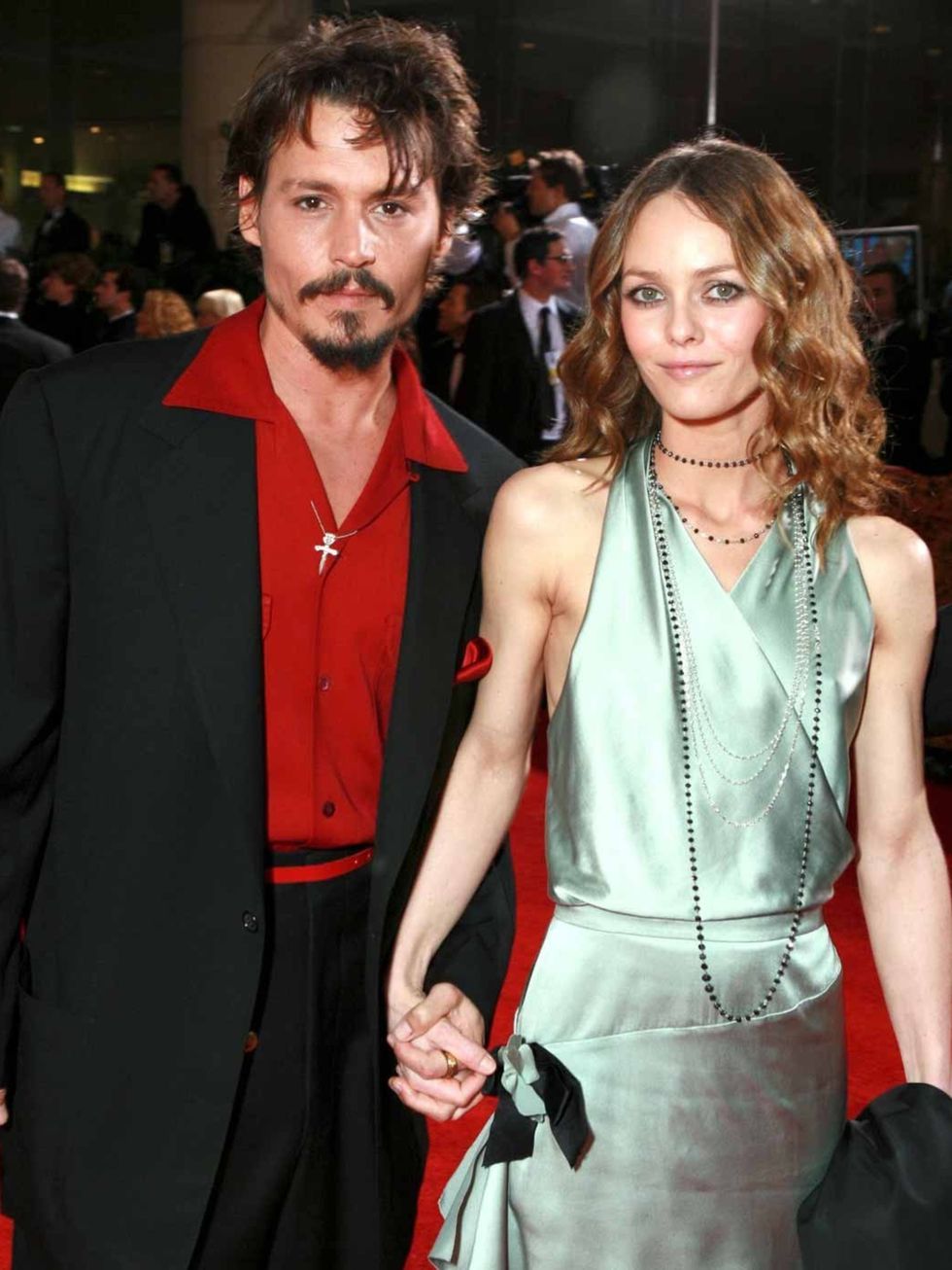 <p>Johnny Depp and Vanessa Paradis, April 2006</p>