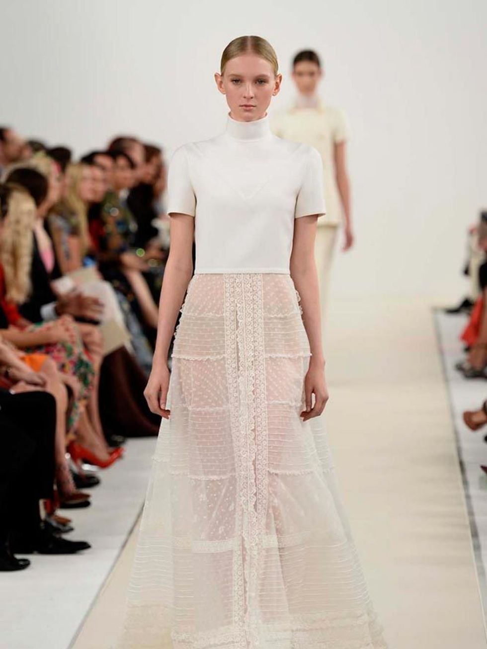 Bridal Inspiration: The Valentino Sala Bianca 945 Show