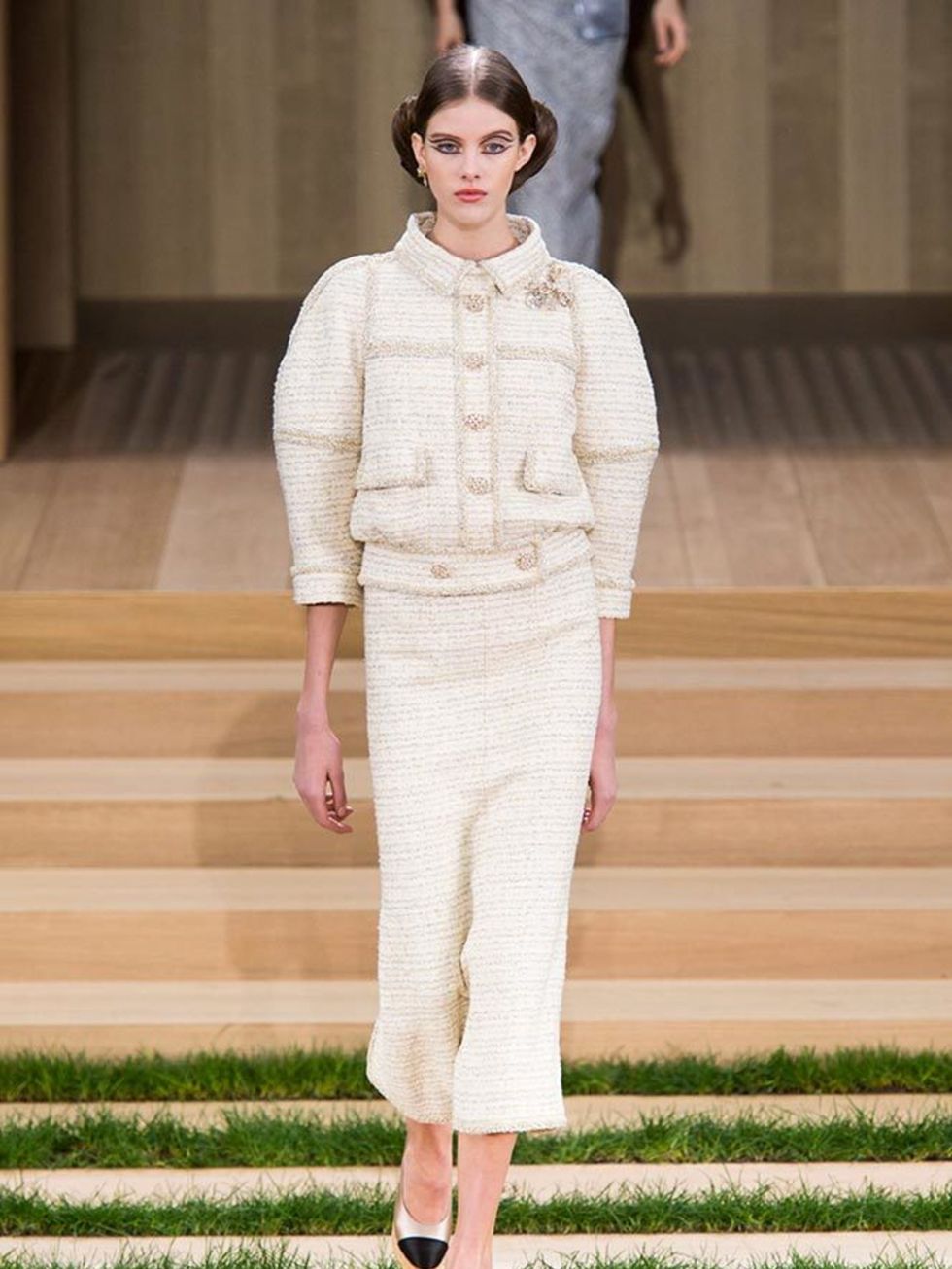 chanel_haute_couture_spring_summer_2016_collection_look_04