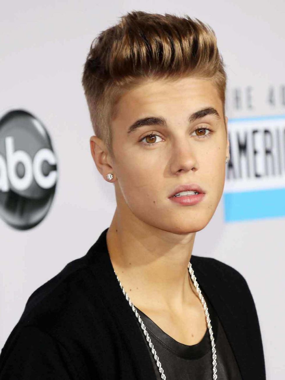 <p>Bieber has a very beautiful face</p>