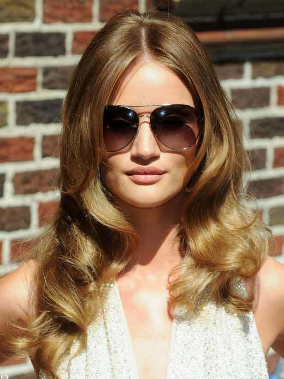 <p><a href="http://www.elleuk.com/starstyle/style-files/(section)/rosie-huntington-whiteley">See Rosie's best looks...</a></p>