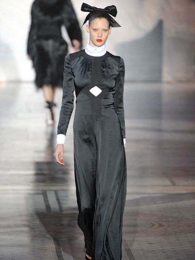 <p>So you could forgive the fashion crowd for spending much of the day speculating on what would come next.</p><p>The answer? A complete contrast. <a href="http://www.elleuk.com/catwalk/collections/giles/autumn-winter-2011/collection">Giles Deacon</a>s n