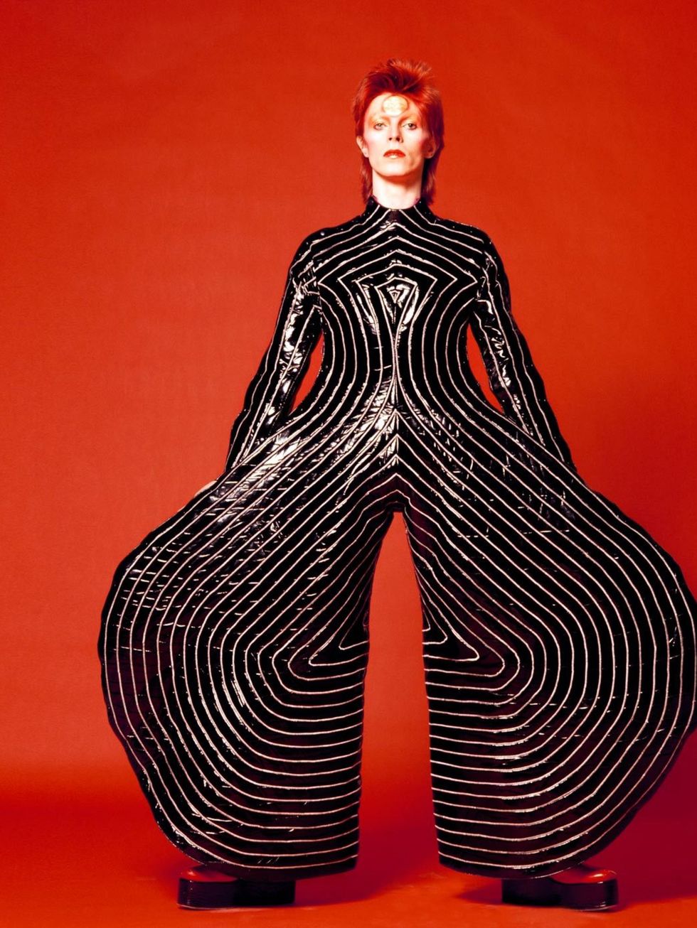 <p>Missed out on tickets to the V&As electrifying <a href="http://www.elleuk.com/star-style/red-carpet/see-what-the-a-list-stars-wore-to-the-exciting-david-bowie-is-exhibition-private-view">Bowie</a> exhibition? Live vicariously: read Mark Ellens <a hre