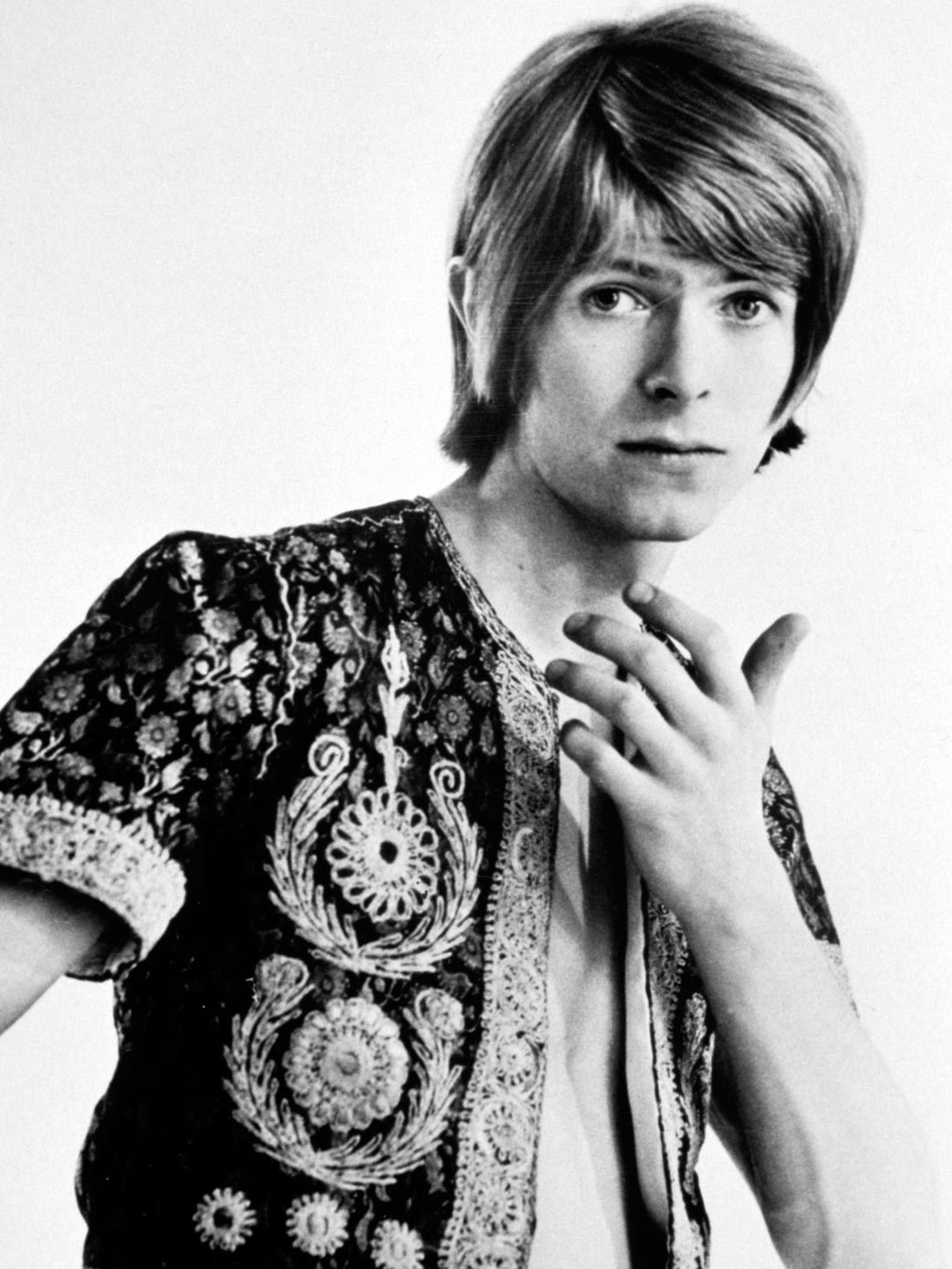 [洋書] David Bowie: A Portrait 洋書] David Bowie: A Portrait 本