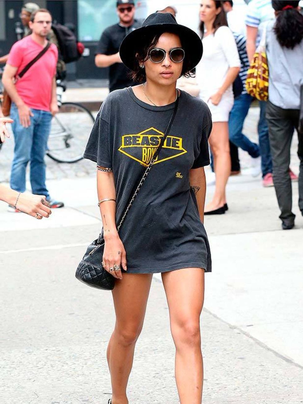 <p>Zoë Kravitz can pull off any look, but looks right at home in this oversized Beastie boys tee. </p>