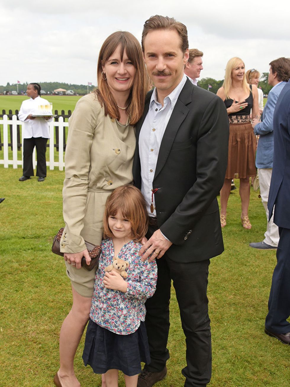 <p>Actress Emily Mortimer with Alessandro Nivola and their daughter, May Rose.</p>