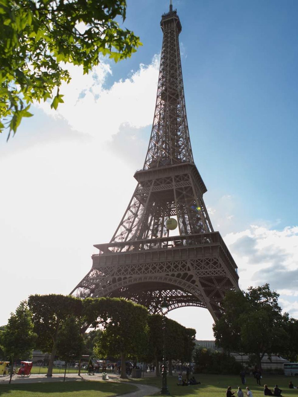<p>We step off the Eurostar, and into Paris. Even the Eiffel Tower is getting into the spirit of things.</p>