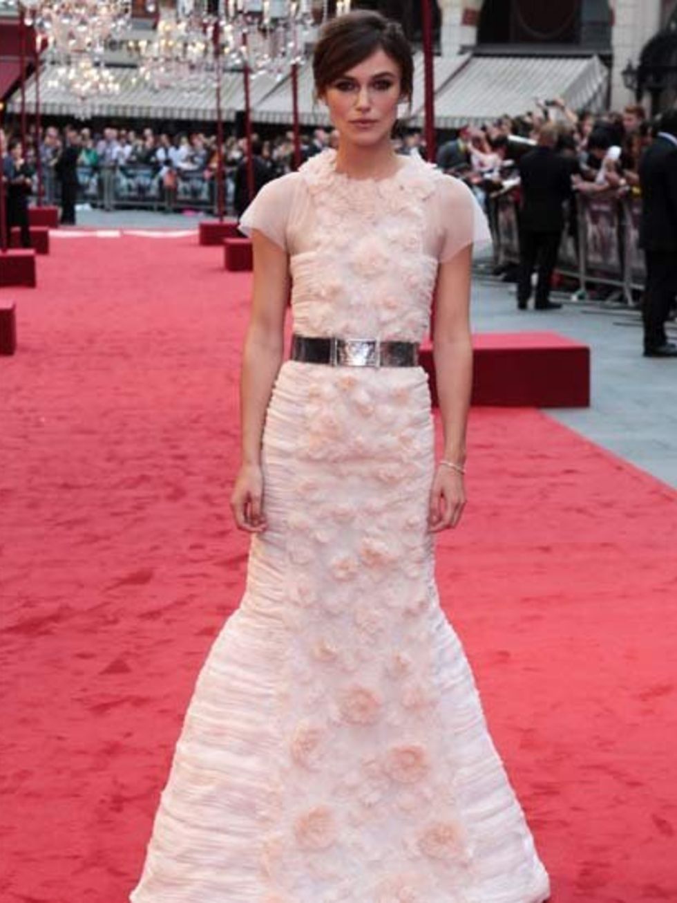 <p>Keira Knightley dazzled at the World Premiere of Anna Karenina in London wearing Chanel.</p>