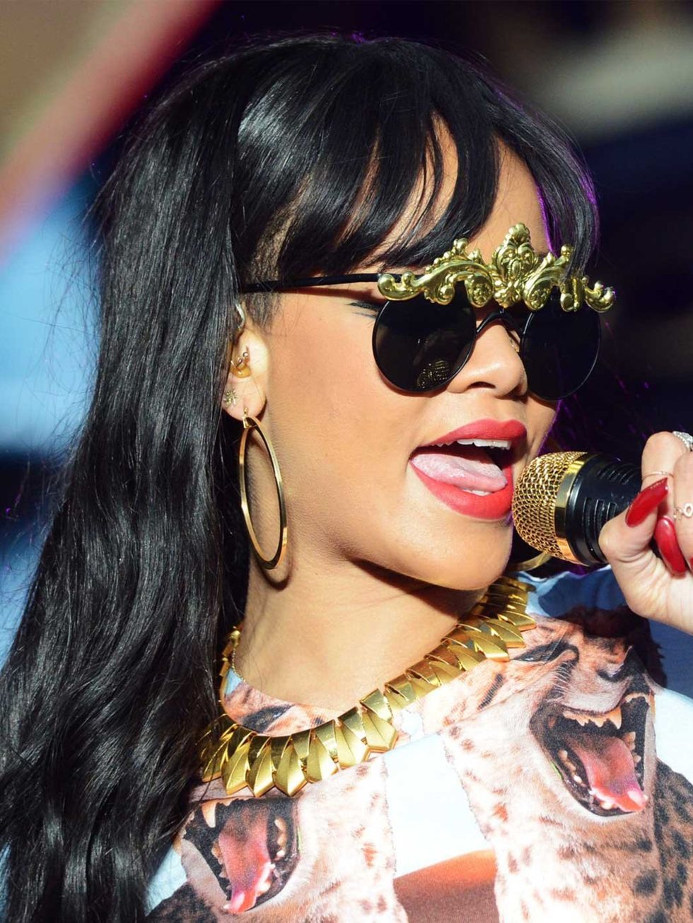 <p>Rihanna performing at Radio 1 Hackney Weekend</p>