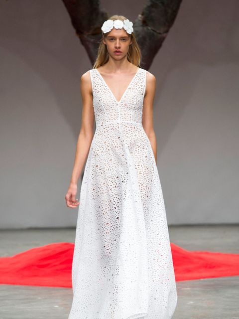 39 Wedding Dresses That Are Perfect For A Summer 2016 Wedding