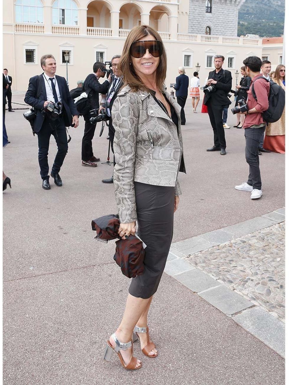 Adele Exarchopoulos at LV show during Paris Fashion Week October 7, 2015 :  r/Louisvuitton