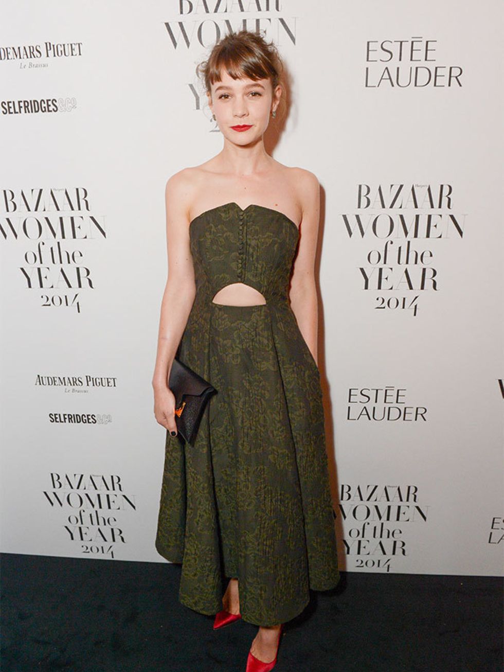 <p><a href="http://www.elleuk.com/fashion/celebrity-style/carey-mulligan-s-style-file">Carey Mulligan</a> wore Erdem s/s 2015 dress and Sophia Webster shoes&nbsp;to the Harper&#39;s Bazaar Women Of The Year Awards 2014.</p>