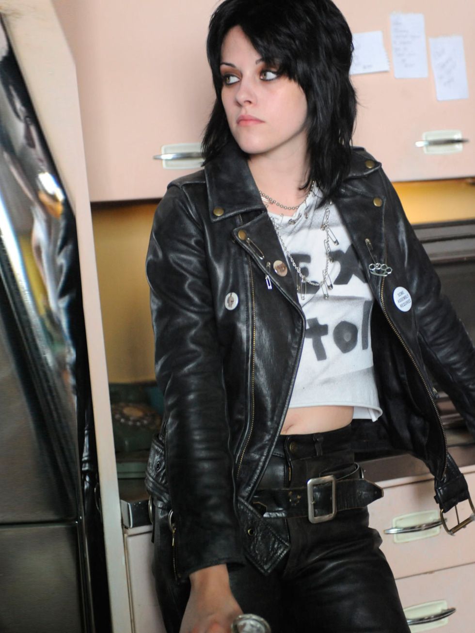 <p><strong><a href="http://www.elleuk.com/star-style/celebrity-style-files/kristen-stewart-s-best-looks">Kristen Stewart</a> as Joan Jett in 'The Runaways'</strong></p><p>Punk through and through, from the leather trousers and shrunken band tees to the st