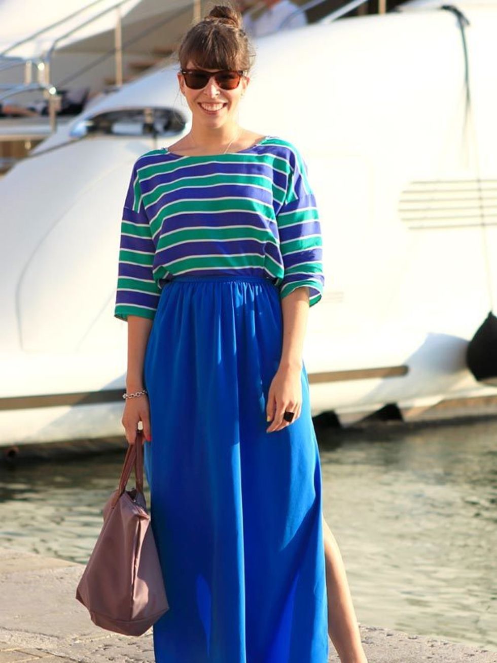 <p>Photo by Anthea Simms.Isabelle, 22, Student. Zara top, skirt, shoes and bag, Rayban sunglasses.</p>