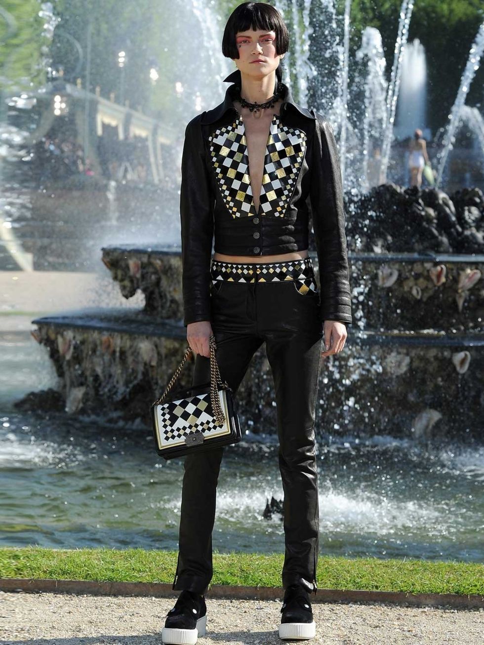 Chanel style hi-res stock photography and images - Alamy
