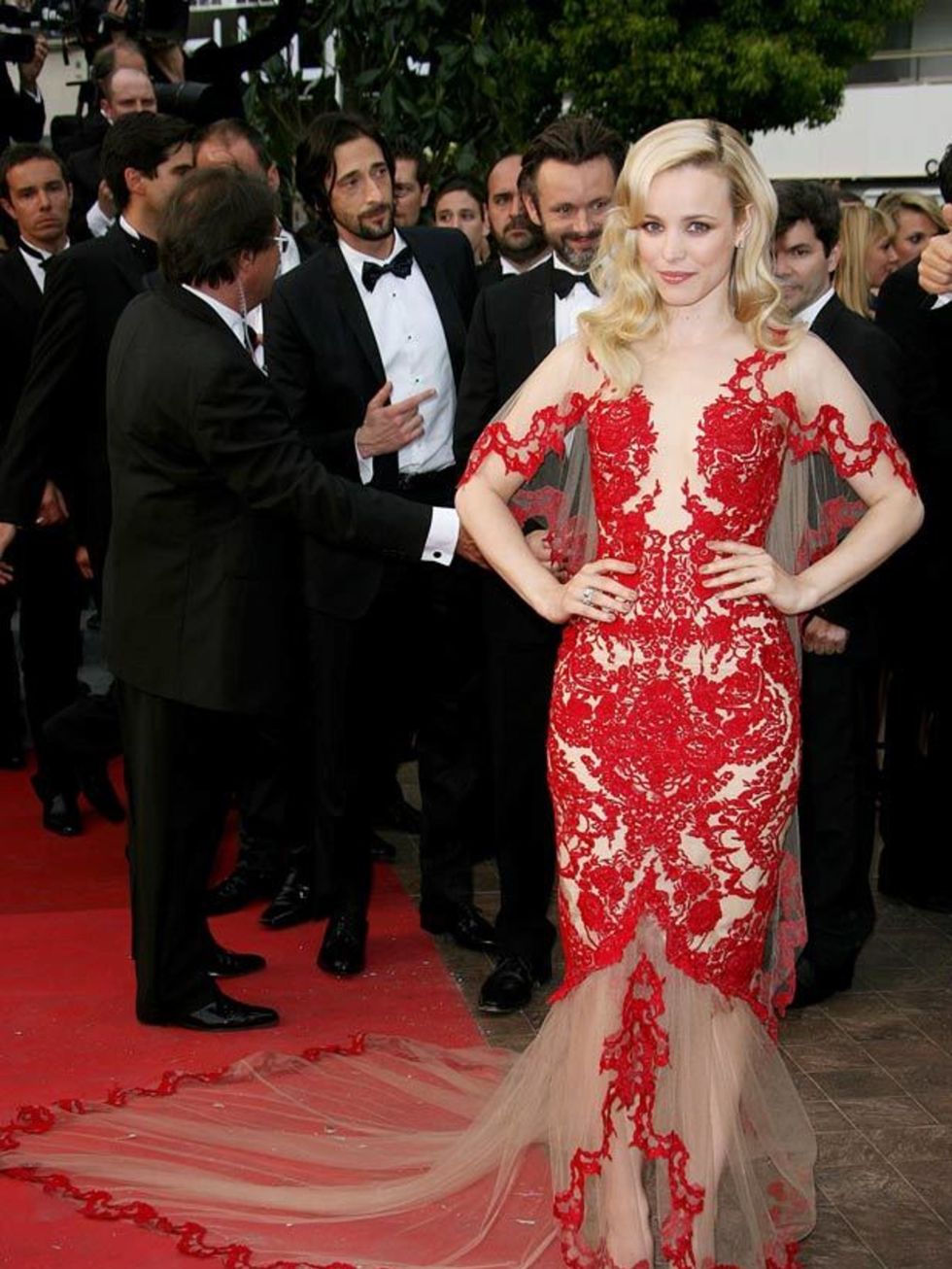 <p>Rachel McAdams made an impact wearing a long trail red dress by <a href="http://www.elleuk.com/catwalk/collections/marchesa/autumn-winter-2011">Marchesa</a> for the 'Midnight in Paris' film premiere, May 2011.</p>