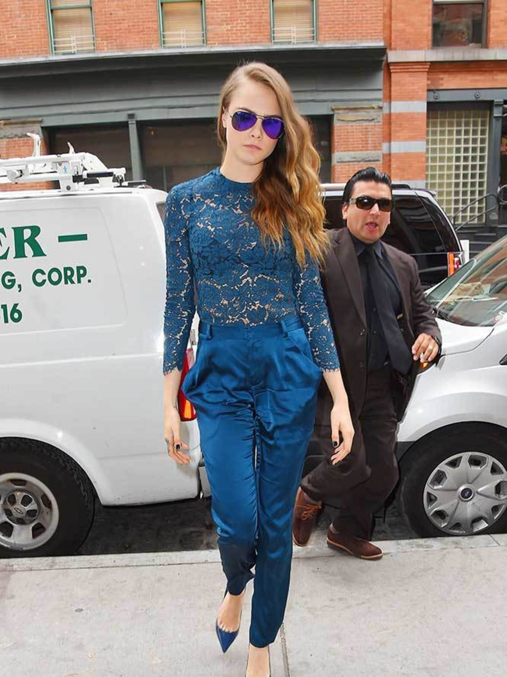 cara delevingne outfits casual