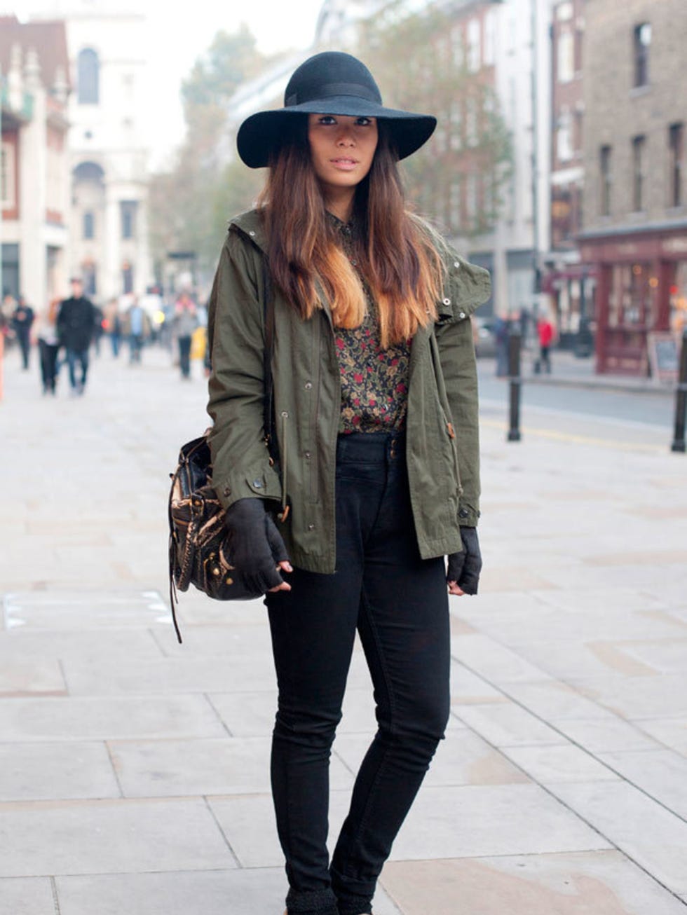 2048x2730 6f588802 29f8 11e6 b1a2 f98cda43545e assets elleuk com gallery 17622 1322147306 boyish flats jpg